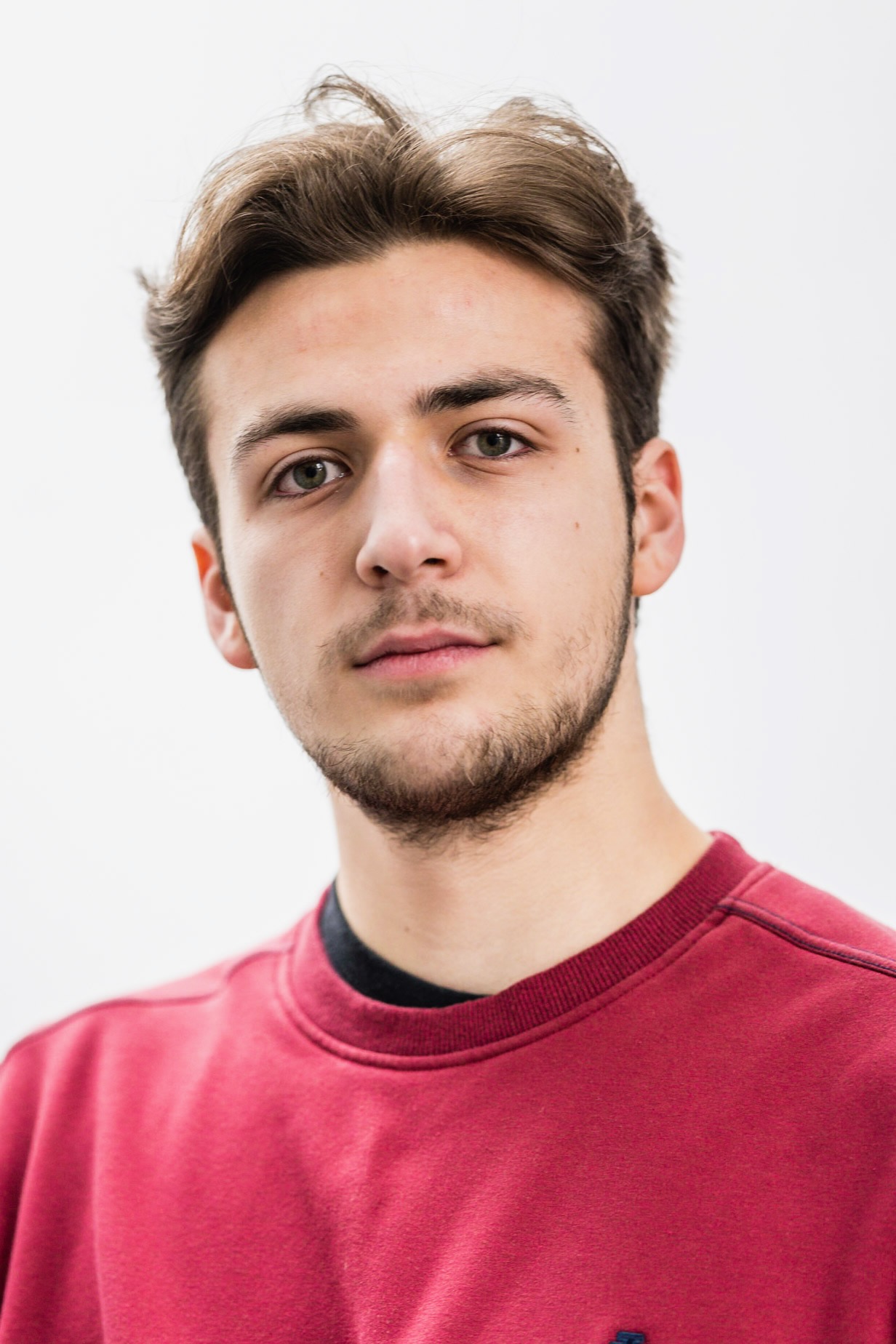 Jonathan Parapadakis serious headshot