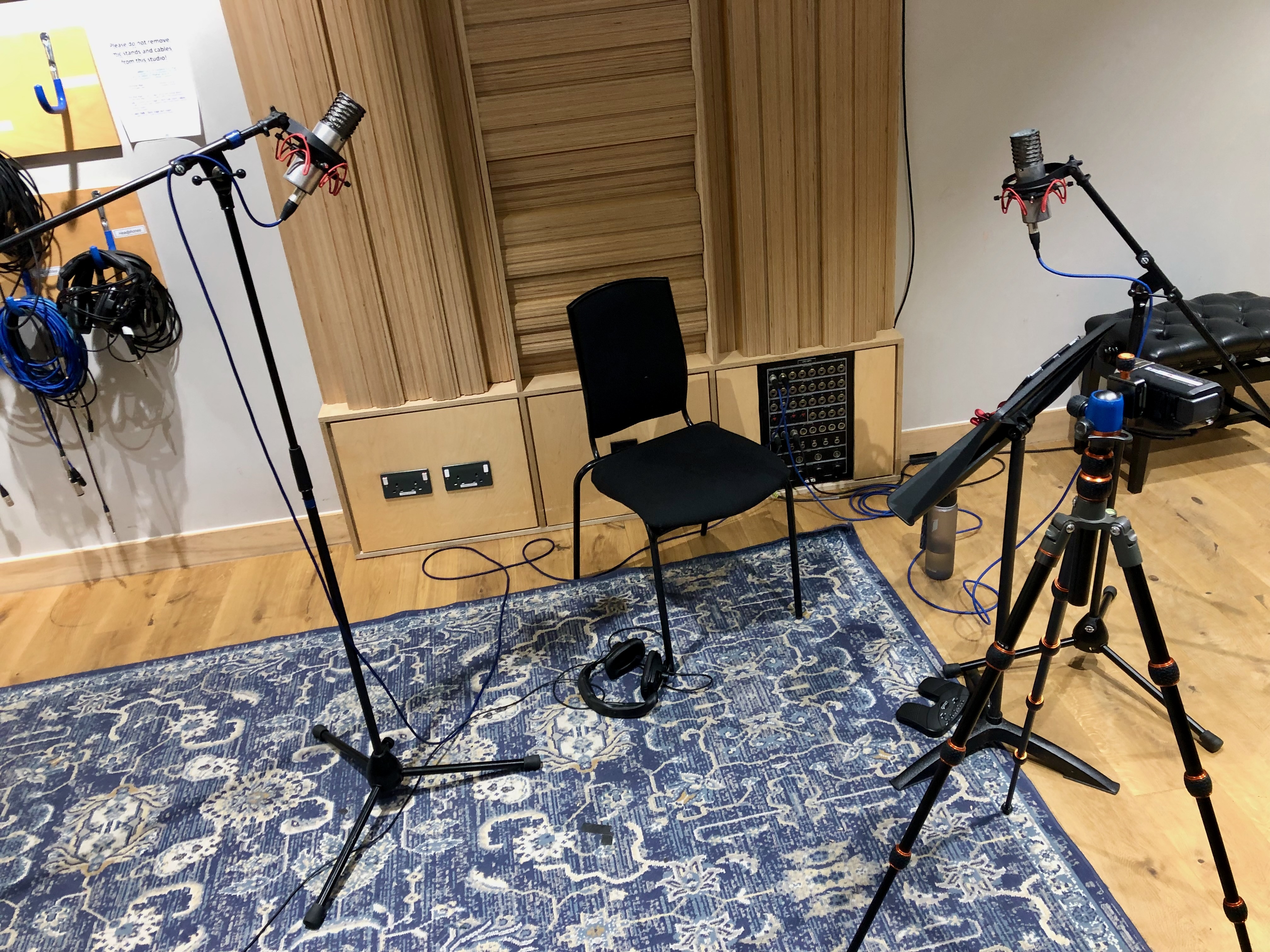 jonathan parapadakis's studio setup for big band jazz sax soli recordings. Later also used for flute and piccolo